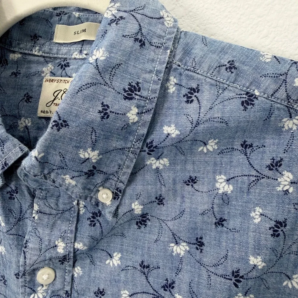 J. Crew Mens Slim Fit Floral Button Down Shirt Blue Chambray Cotton AJ835 Size M